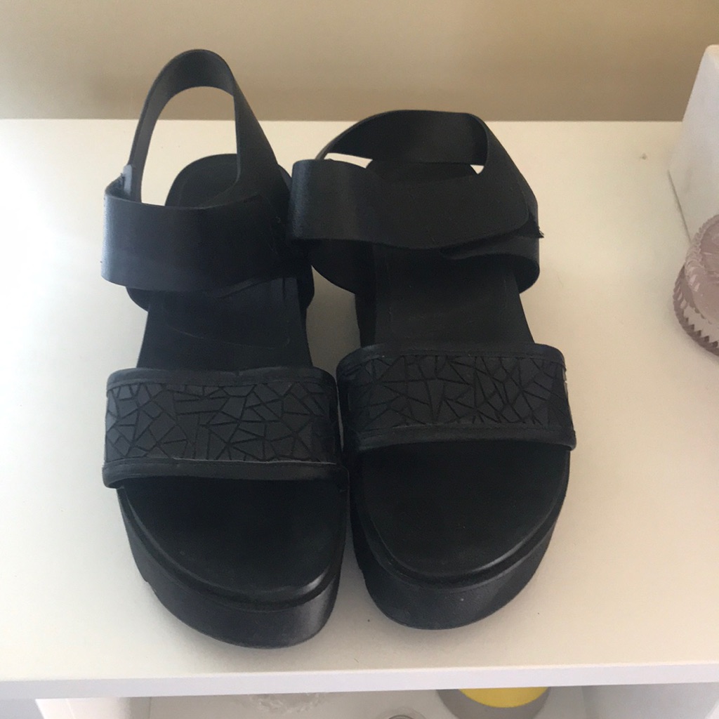 Black Rubber Platform